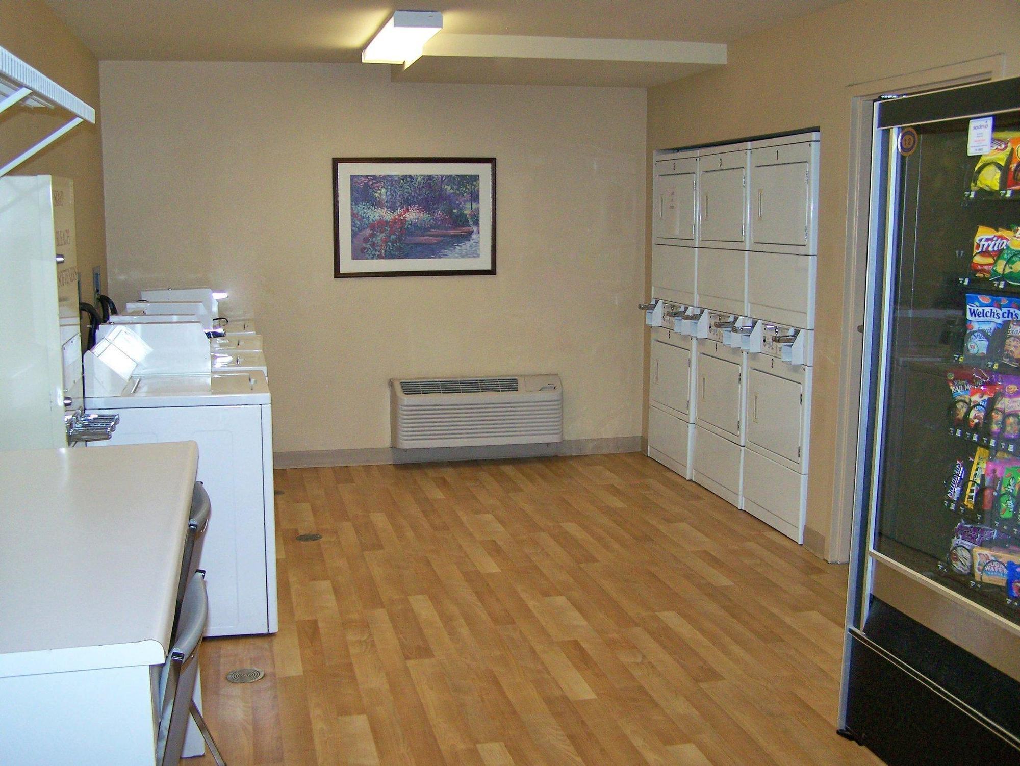 Suburban Studios Minneapolis Bloomington Bagian luar foto